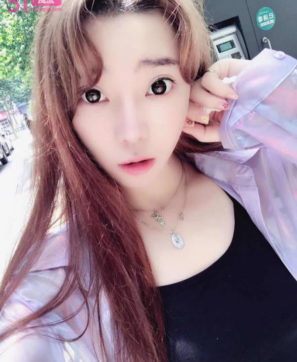 清纯女 胸大